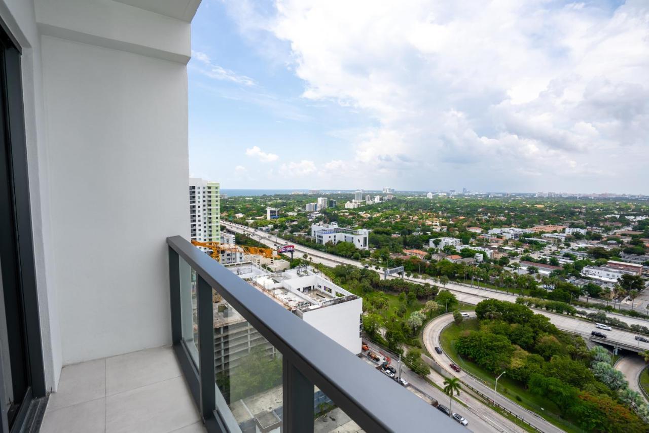 Smart Brickell Hotel Miami Exterior photo