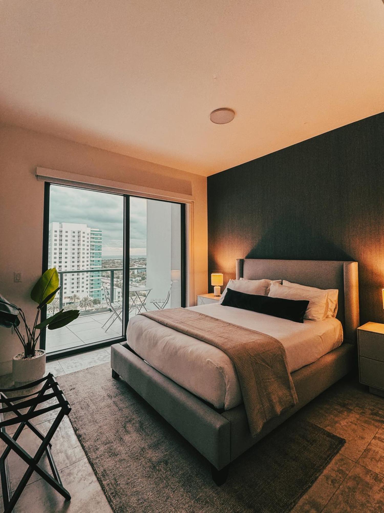 Smart Brickell Hotel Miami Exterior photo